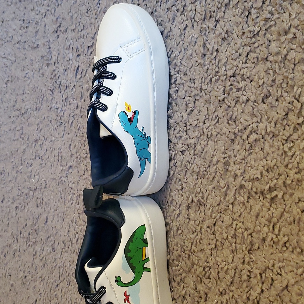 NWOT Carters Kids Dinosaur Sneakers - White and Black